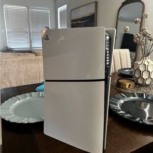 PS5 Bundle – 2 Controllers Included – Excellent Condition – Ready to Play